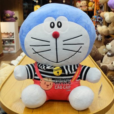 Doremon ngồi mặc yếm