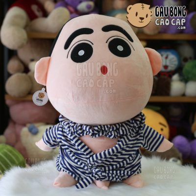 Shin mặc đồ tắm