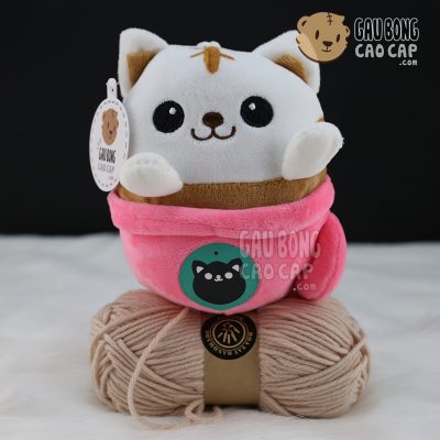 Mèo con ngồi trong Ly