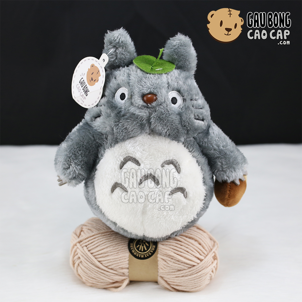 Totoro lông cừu nhí - Che lá