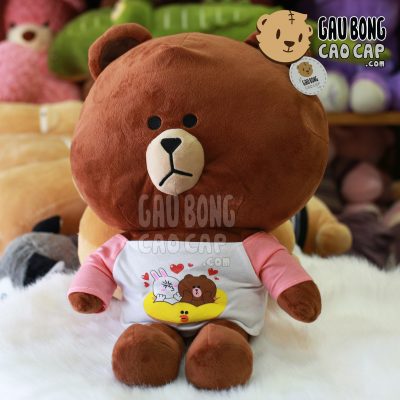 Gối mền Brown mặc áo Brown & Cony