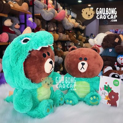 Gấu Brown đội lốt Khủng Long