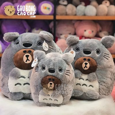 Gấu Brown cosplay Totoro lông tơ
