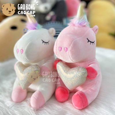 Gấu Bông Unicorn ôm tim lấp lánh nhí