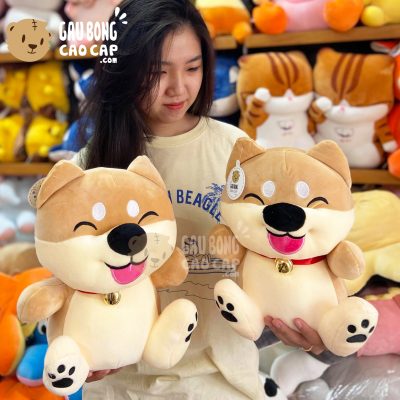 Chó Bông Shiba Baby Ngồi cười híp mắt Lè Lưỡi đeo chuông