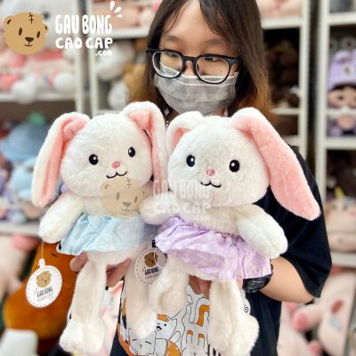 Thỏ Bông Tai Rút Chân Váy Chấm Bi