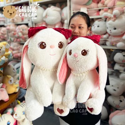 Thỏ Bông tai dài lông Smooth đeo chuỗi hạt & Nơ