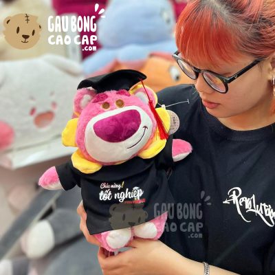 Gấu Bông Lotso Tốt Nghiệp đeo Hoa Hương Dương