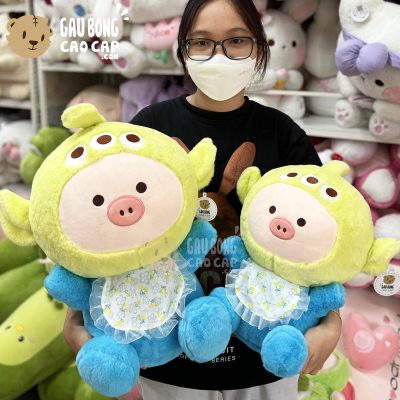 Heo Bông cosplay Alien ngoài hành tinh