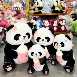 Gấu Trúc Panda ngồi ôm Bình Sữa