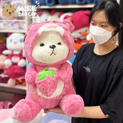 Gấu Bông Lena ngồi cosplay Gấu Lotso Dâu Hồng