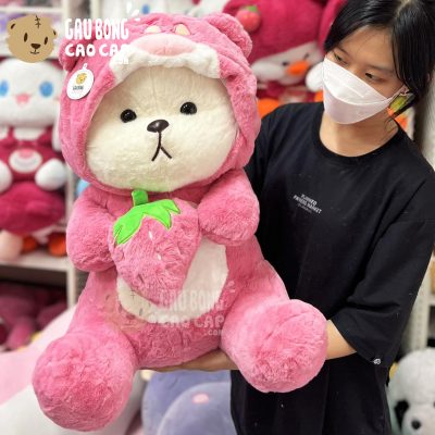 Gấu Bông Lena ngồi cosplay Gấu Lotso Dâu Hồng