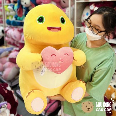 Gấu Bông Rồng Sữa ôm Tim