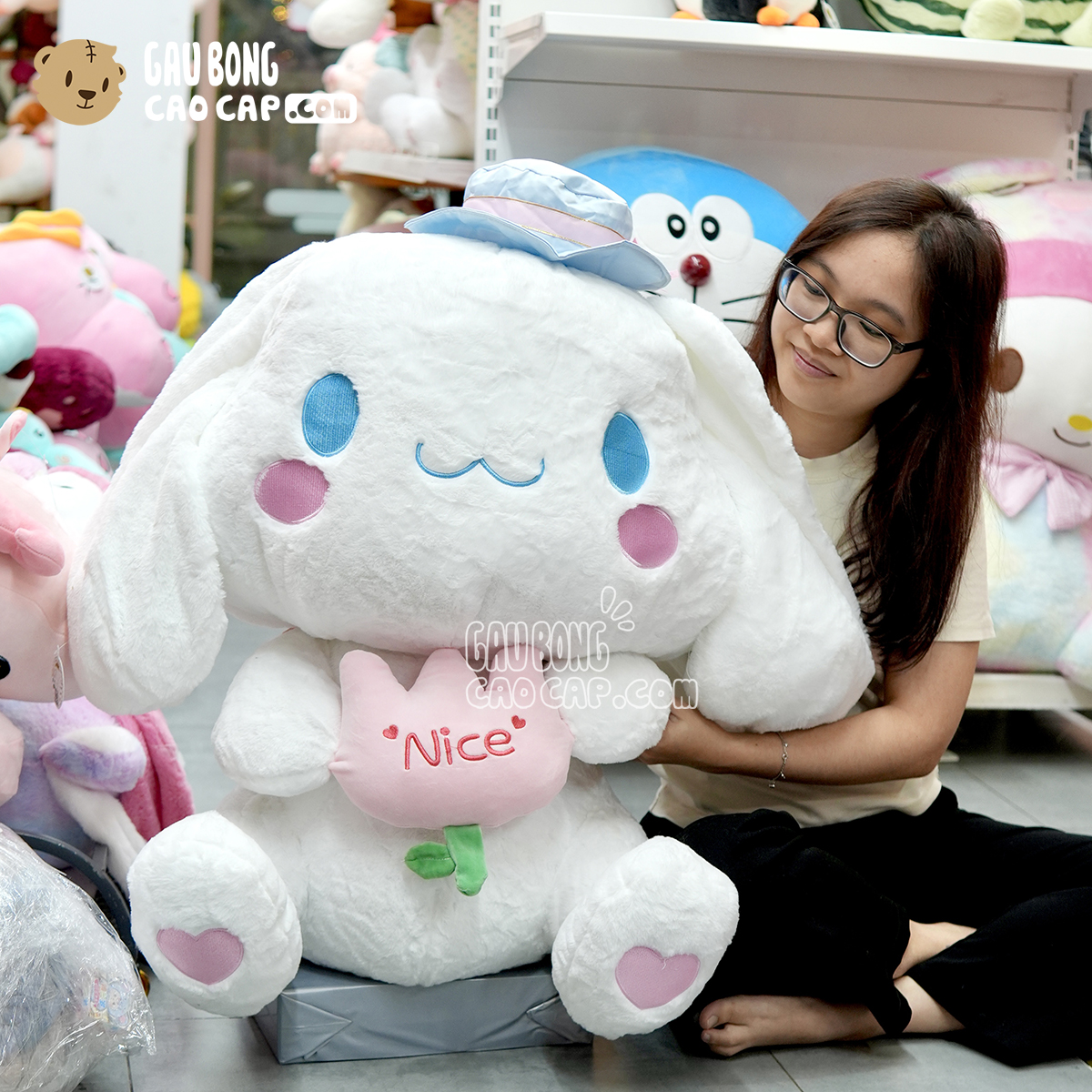 Thỏ Bông Cinnamoroll ngồi Ôm Hoa Nice
