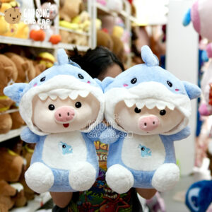 Heo Bông Ngồi cosplay Cá Mập Baby Shark - Xanh