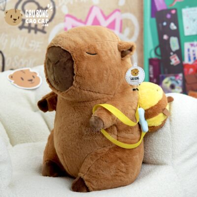 Gấu Bông Capybara đeo Balo Ong Vàng
