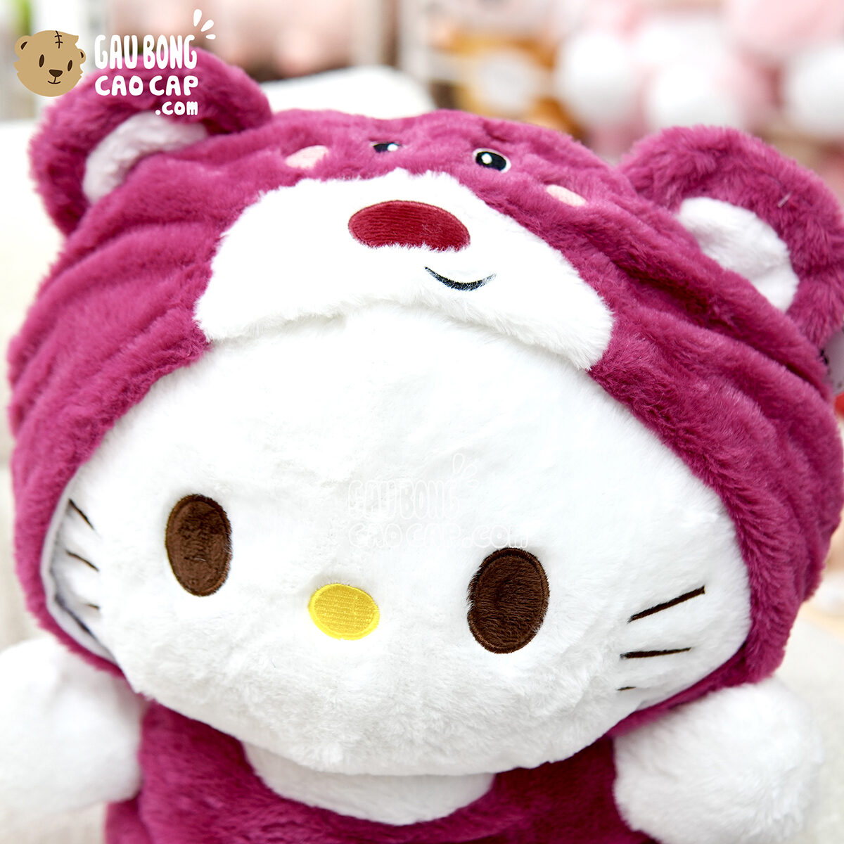 Gấu Bông Hello Kitty cosplay Lotso Hồng