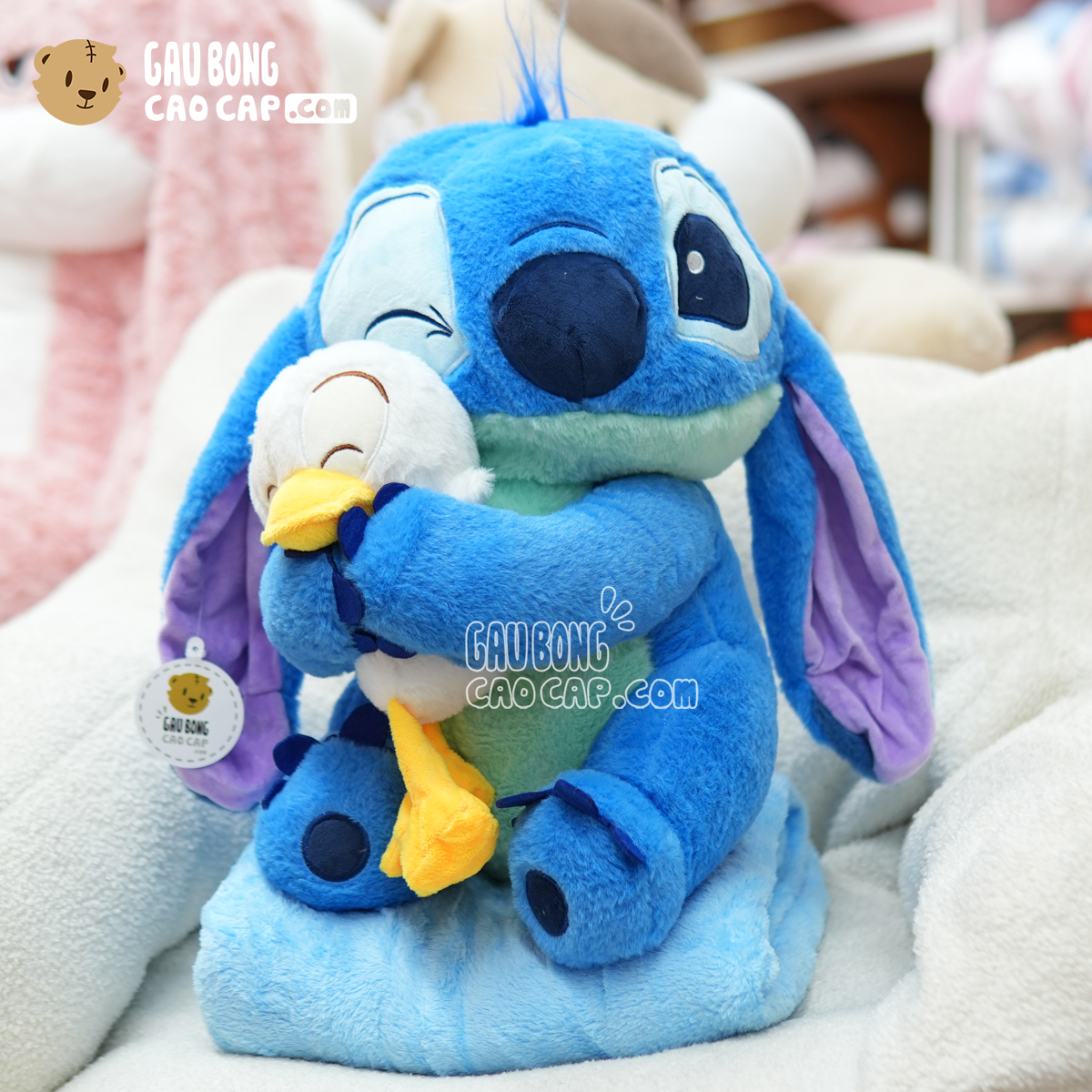 Gấu Bông Stitch ôm Vịt có mền 2in1