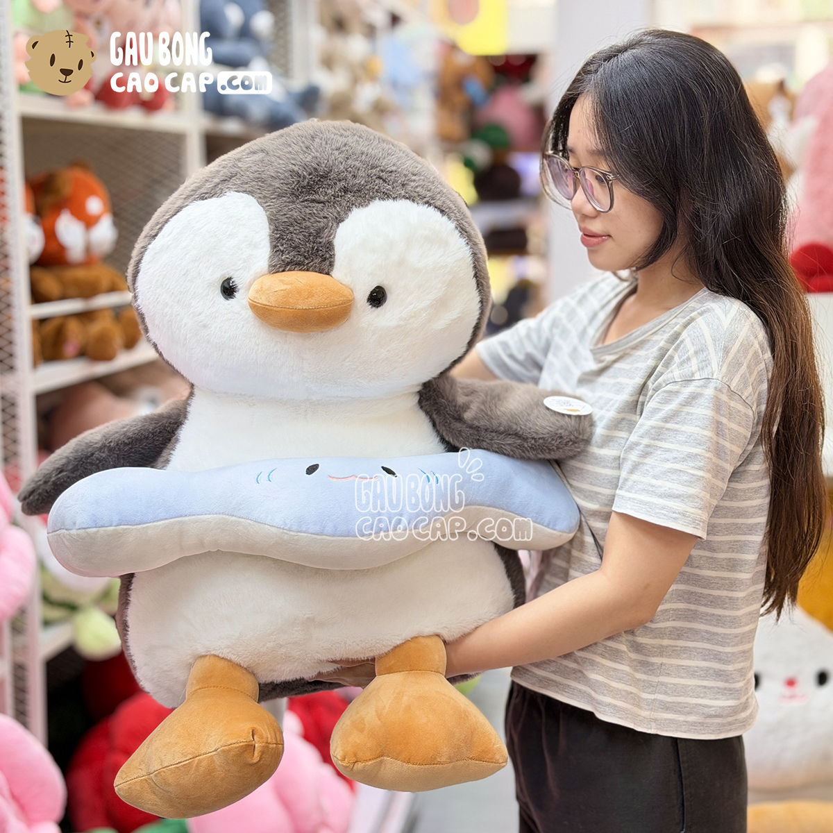 Gấu Bông Chim Cánh Cụt đeo phao