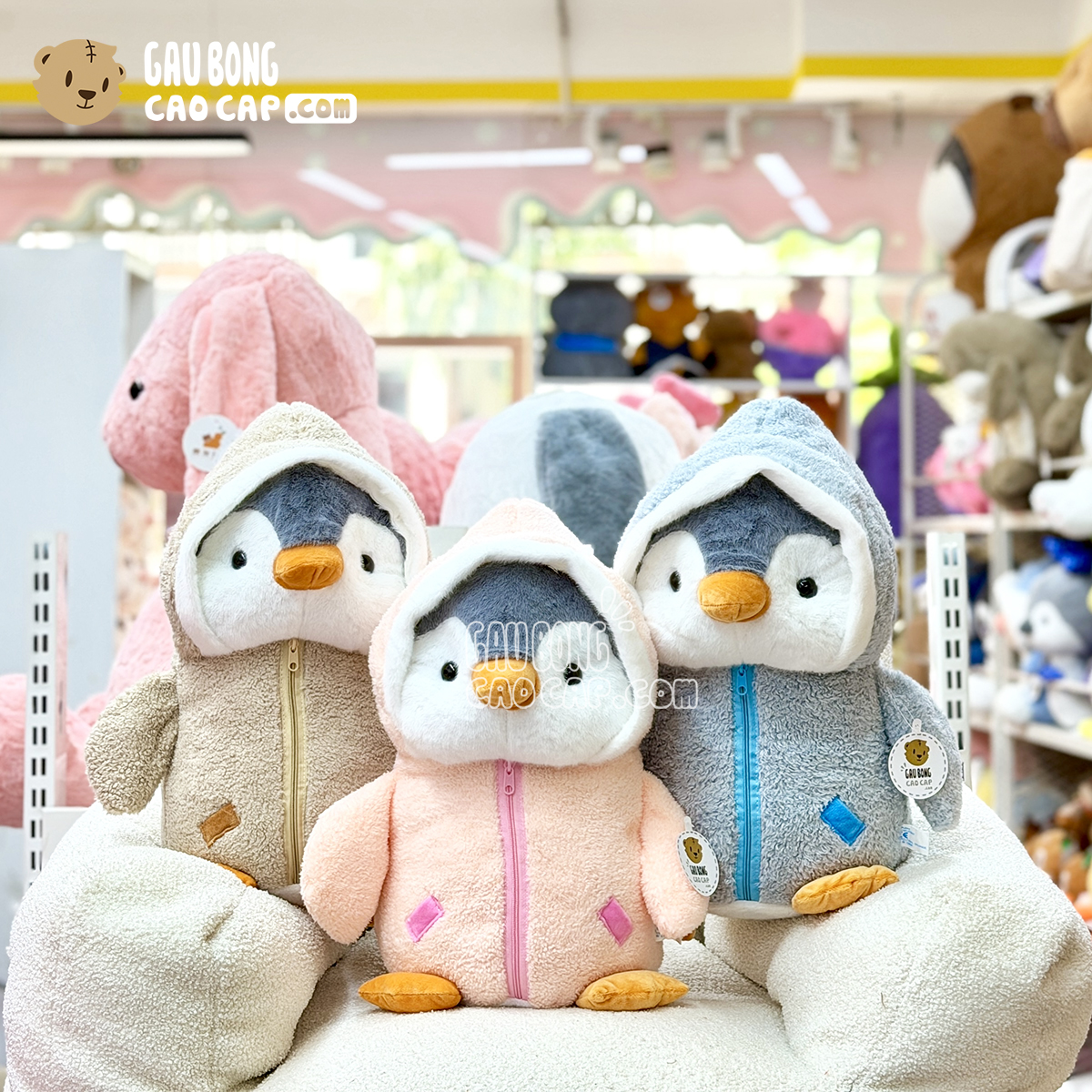 Gấu Bông Chim Cánh Cụt mặc áo ấm