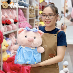 Heo Bông hồng mặc váy cài nơ Caro