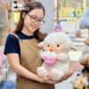 Cừu Bông Baby Mũm Mĩm Cầm Bánh Sinh Nhật