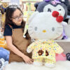 Gấu Hello Kitty Mặc Đồ Ngủ Thêu Sao