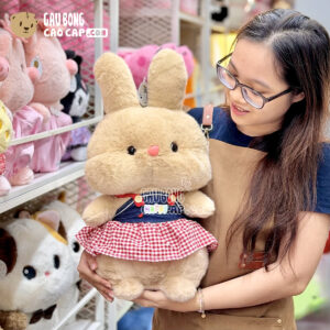 Thỏ Bông Lông Nâu Mặc Đầm Caro Happy