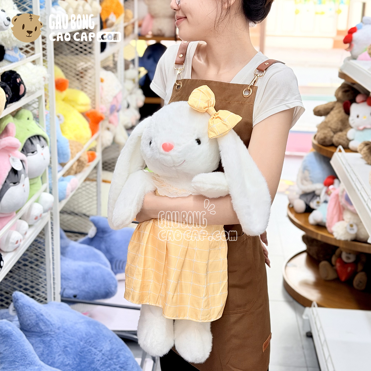 Thỏ Bông trắng mặc đầm vàng